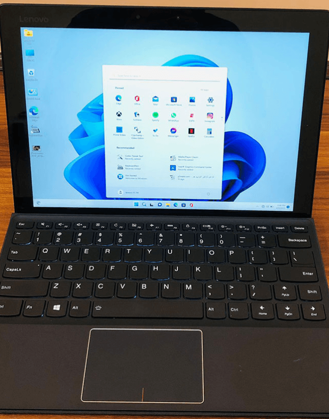 LENOVO MIIX 720 i5 7th,8gb ddr4,256nvme hynix