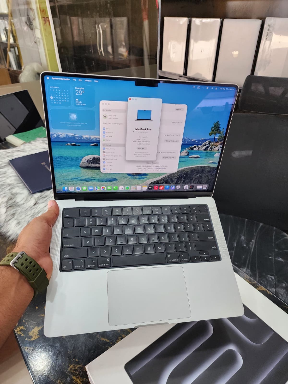 Apple MacBook Pro M3 | 14-inch | 8GB RAM | 512GB SSD | Box + Case