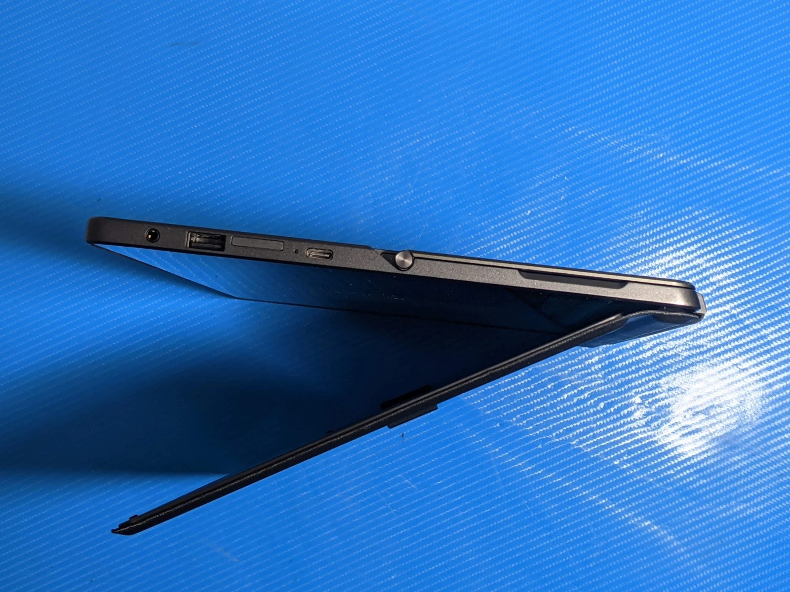 HP Pro x2 Detachable – Premium 2-in-1 Touch Laptop (Core i5)